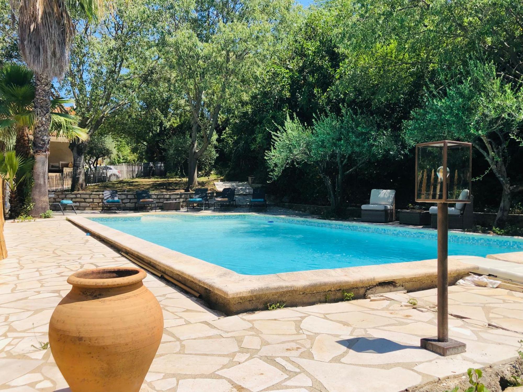 Magnifique Villa Typique Du Sud Avec Piscine Privee Et Jardin Mediterraneen Saint-Vincent-de-Barbeyrargues Buitenkant foto