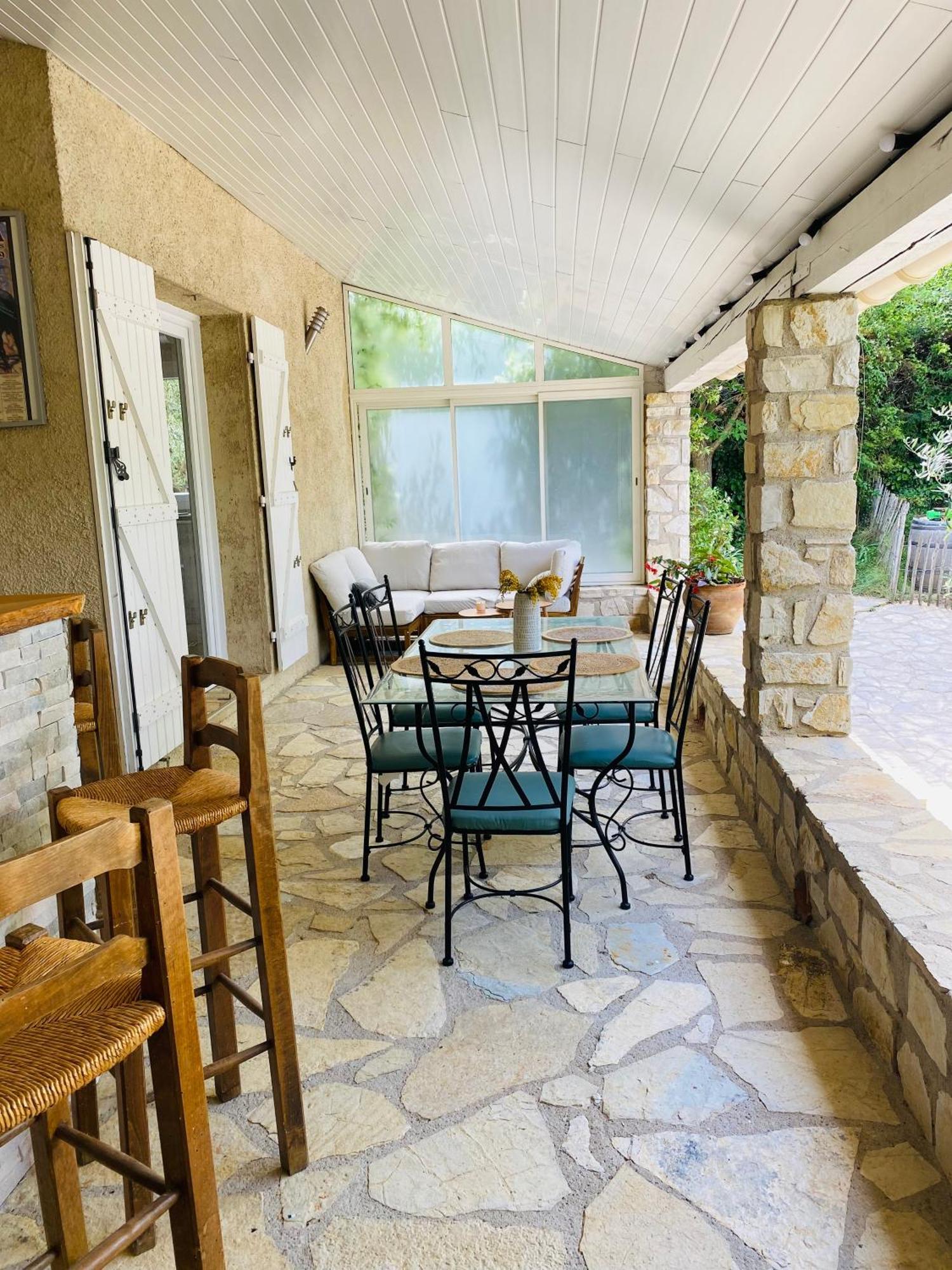Magnifique Villa Typique Du Sud Avec Piscine Privee Et Jardin Mediterraneen Saint-Vincent-de-Barbeyrargues Buitenkant foto