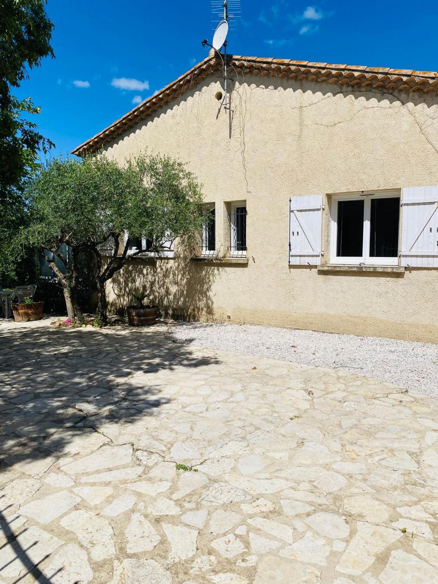 Magnifique Villa Typique Du Sud Avec Piscine Privee Et Jardin Mediterraneen Saint-Vincent-de-Barbeyrargues Buitenkant foto